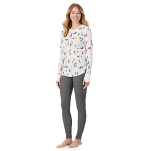 A lady wearing Cozy Stretch Thermal Long Sleeve Crew
