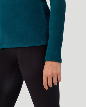 A lady wearing Deep Emerald Fleecewear with Stretch Long Sleeve Crew in a front view detail close up look