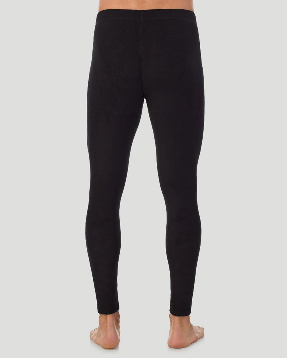 A man wearing black fleecewear pant.