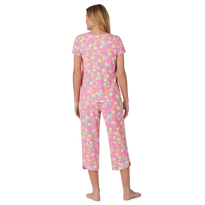 Lemon;Model is wearing size S. She is 5’10”, Bust 34”, Waist 26", Hips 38”. @ A lady wearing pink short sleeve top with cropped pant pajama set with Lemon print