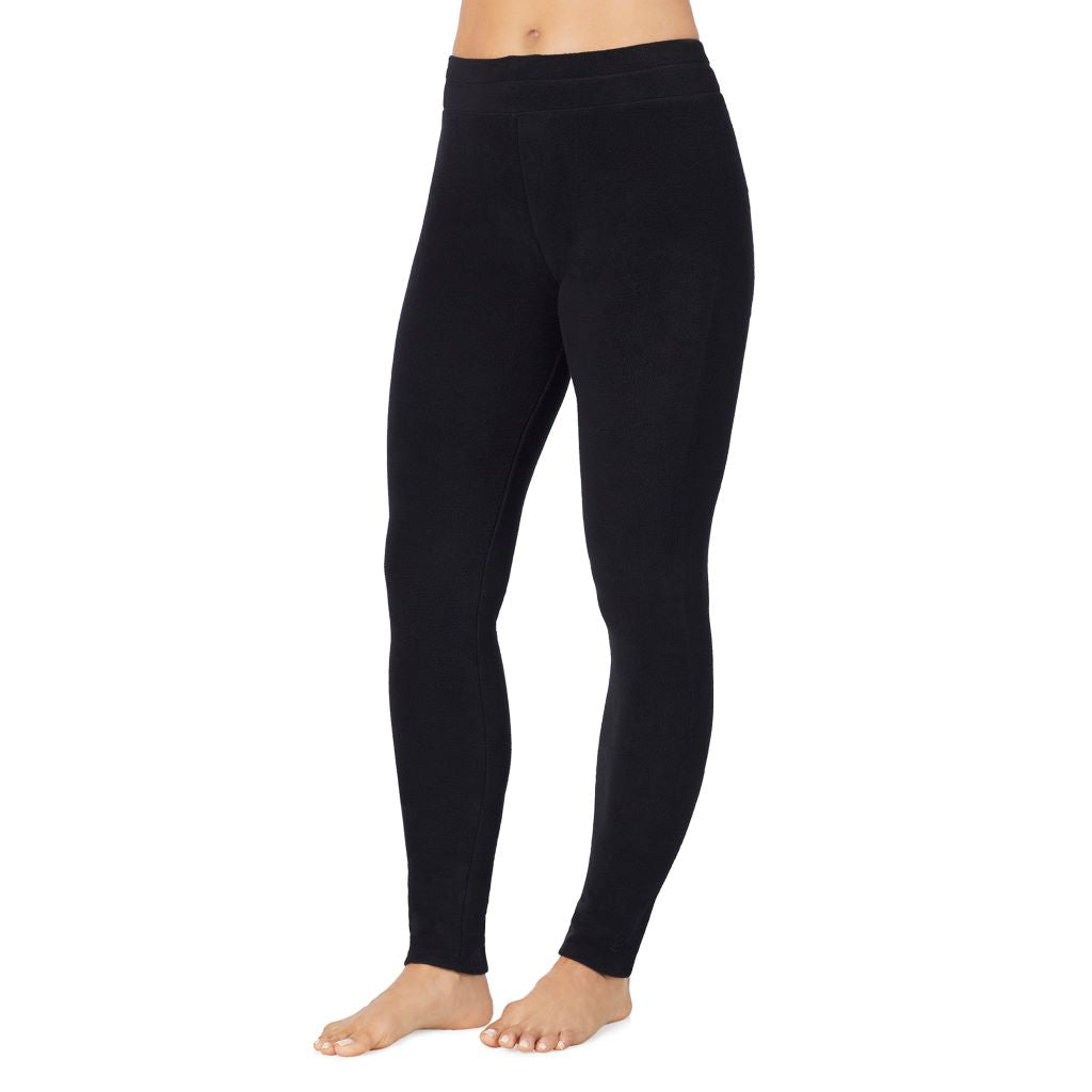 Black;Model is wearing size S. She is 5’9”, Bust 32”, Waist 25.5”, Hips 36”.@A lady wearing fleecewear with stretch legging