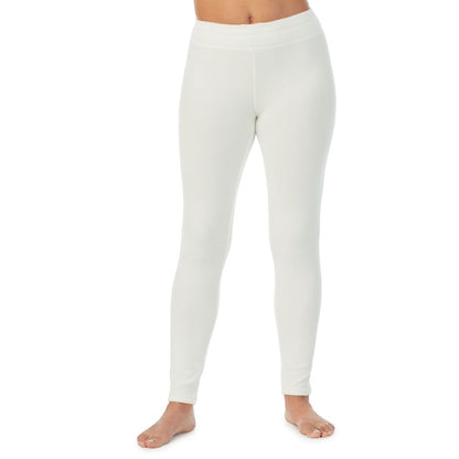 Off White;Model is wearing size S. She is 5’9”, Bust 32”, Waist 25.5”, Hips 36”.@A lady wearing fleecewear with stretch legging