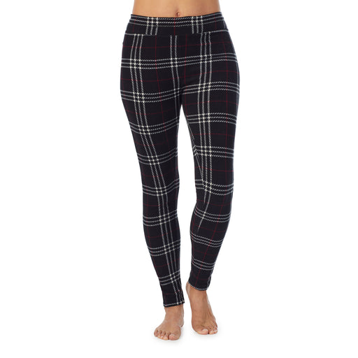 Black Plaid; Model is wearing size S. She is 5’8”, Bust 34”, Waist 24.5”, Hips 35”.@A lady wearing black plaid fleecewear with stretch legging.