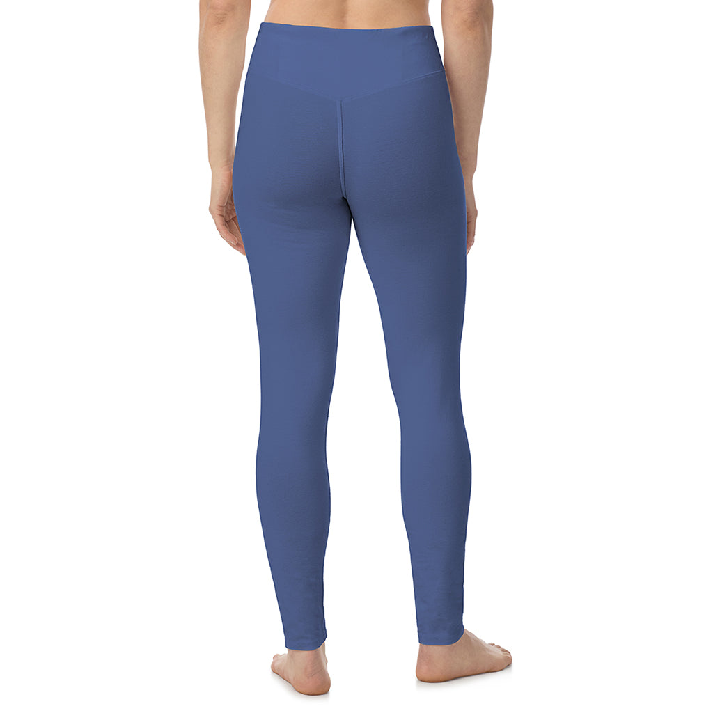 A lady wearing Smoke Blue cottonwear legging