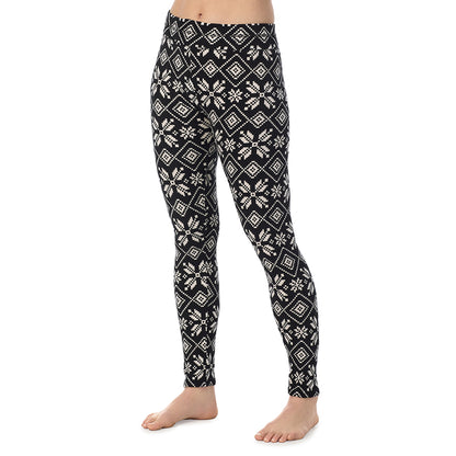 Black White Snowflake; Model is wearing a size S. She is 5’9”, Bust 34”, Waist 25”, Hips 36”@ A Lady is wearing a Black White Snowflake Fleecewear With Stretch Legging