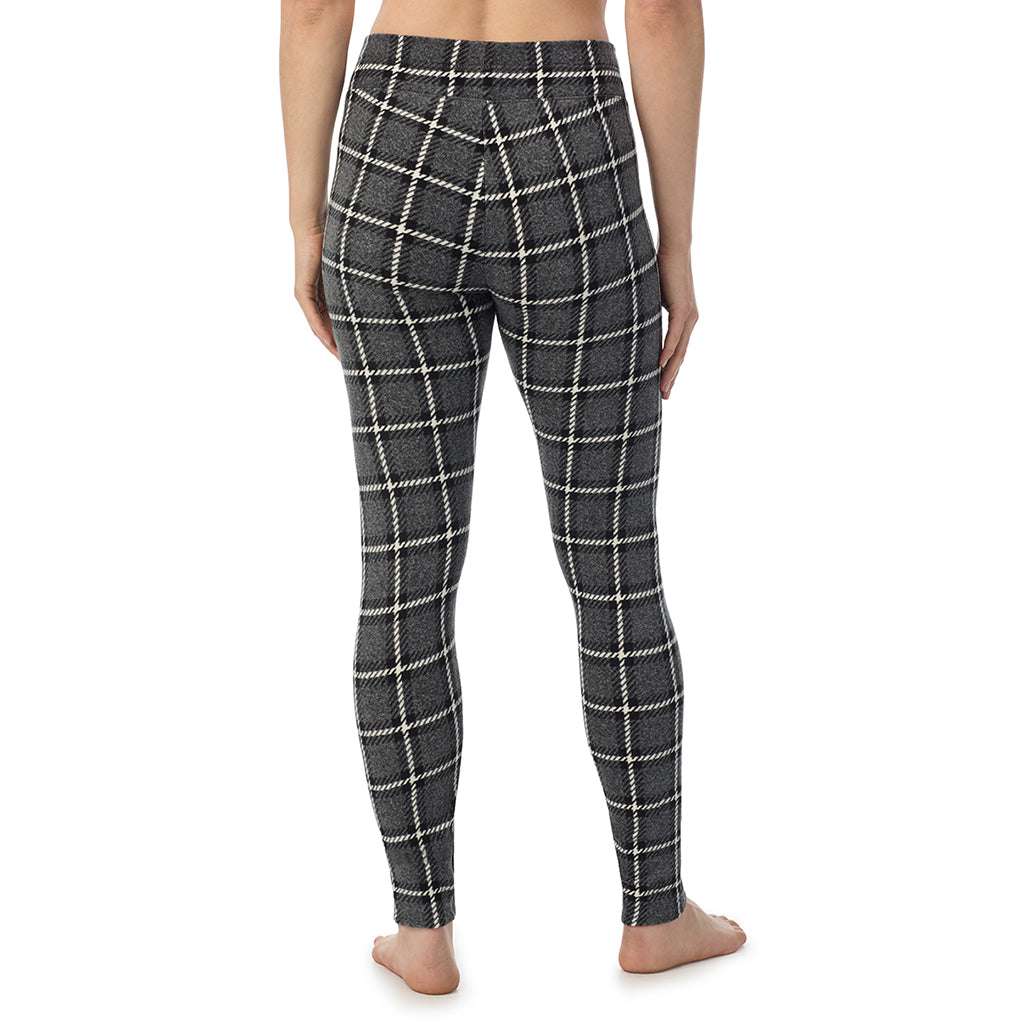  A Lady is wearing a Grey Black Plaid Fleecewear With Stretch Legging