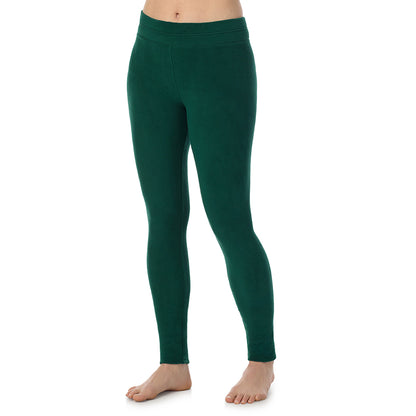 Evergreen; Model is wearing a size S. She is 5’9”, Bust 34”, Waist 25”, Hips 36”@ A Lady is wearing a Evergreen Fleecewear With Stretch Legging