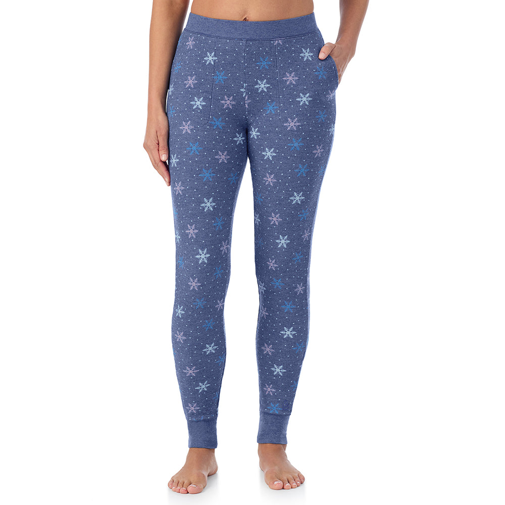 A Lady is wearing Cozy Stretch Thermal Legging