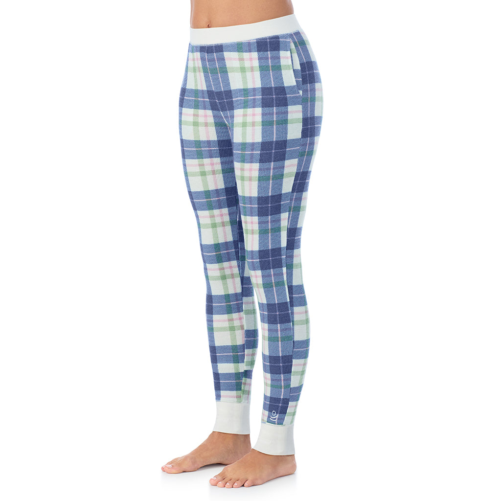  A Lady is wearing Cozy Stretch Thermal Legging