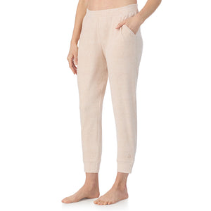 A lady wearing Oatmeal Heather Cuddl Duds x Jennifer Lake Fleecewear with Stretch Cropped Jogger 