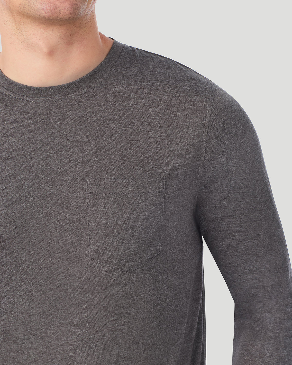 Grey/Grey Black Plaid; Model is wearing a size M. He is 6’2”, Waist is 32”, Inseam 32”. @A Man is wearing Grey/Grey Black Plaid Mens Cabin Fleece Long Sleeve Crew and Pajama Pant 2-Pc Set in a front view pose detail close up look of the shoulder area