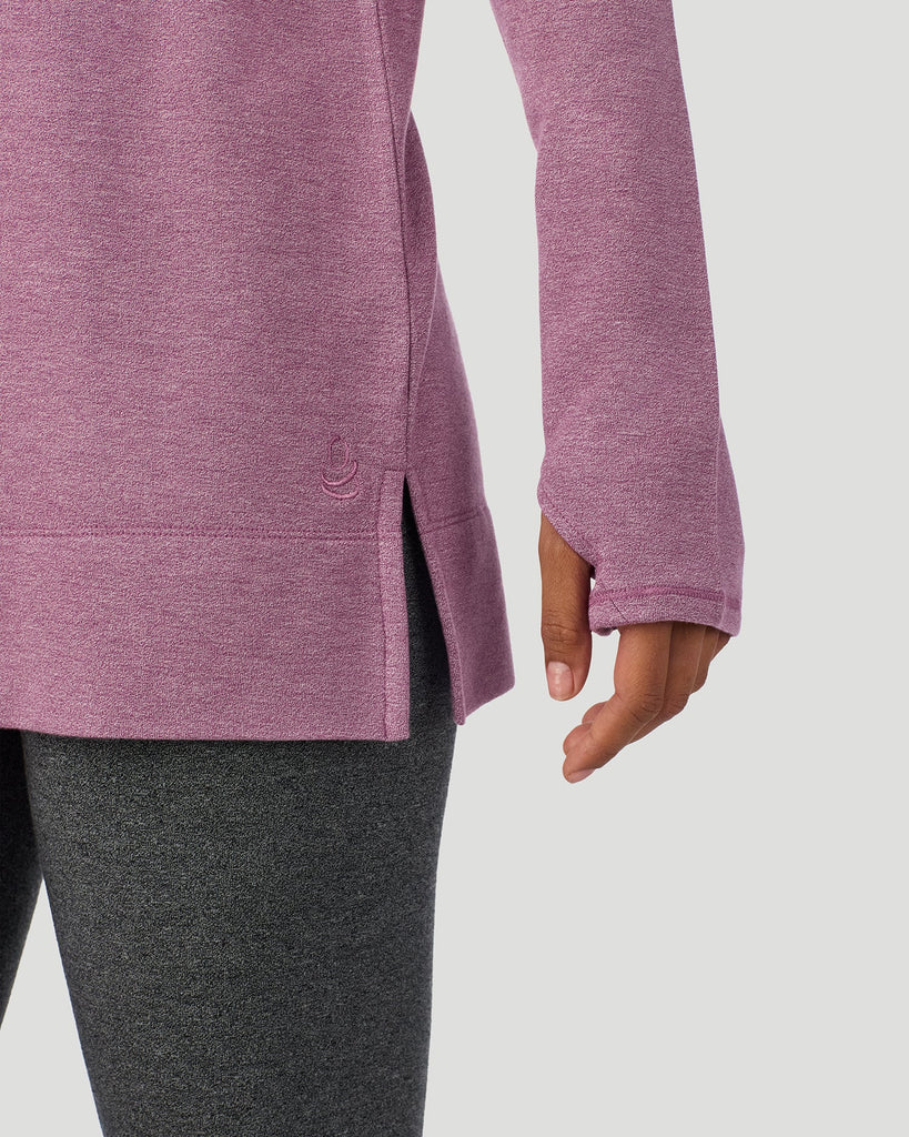  A Lady is wearing a Dark Amethyst Ultra Cozy Legging in a front view detail close up look