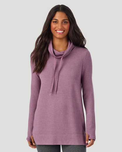  A Lady is wearing a Dark Amethyst Ultra Cozy Legging in a front view closer look
