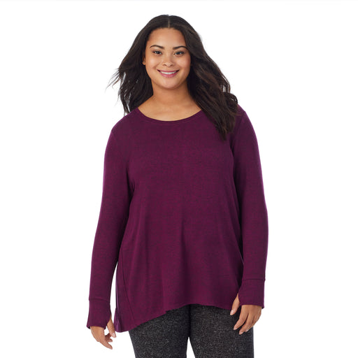 Marled Purple Beet; Model is wearing size 1X. She is 5’11”, Bust 36”, Waist 36.5”, Hips 47.5”. @A lady wearing a Marled Purple Beet long sleeve tunic plus.