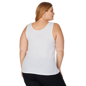 A lady wearing white softtech venice lace detail cami plus.
