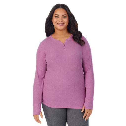 Mulberry Mist Heather; Model is wearing size 1X. She is 5’11”, Bust 36”, Waist 36.5”, Hips 47.5”. @A lady wearing a Mulberry Mist Heather long sleeve split V-Neck plus.