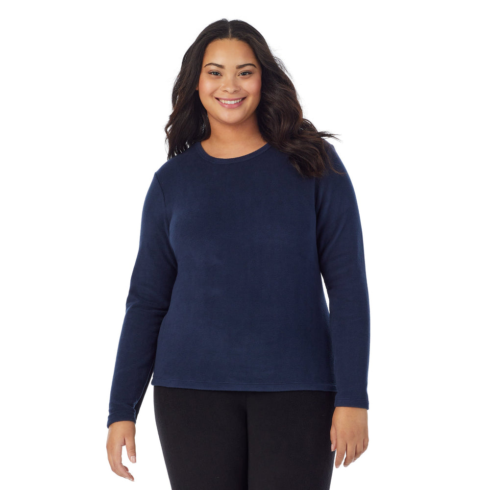 A lady wearing Fleecewear With Stretch Long Sleeve Crew PLUS in Navy Blazer