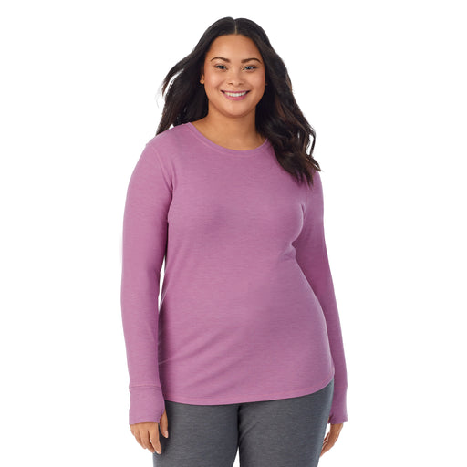 Mulberry Mist Heather; Model is wearing size 1X. She is 5’11”, Bust 36”, Waist 36.5”, Hips 47.5”. @A lady wearing a Mulberry Mist Heather long sleeve crew plus.