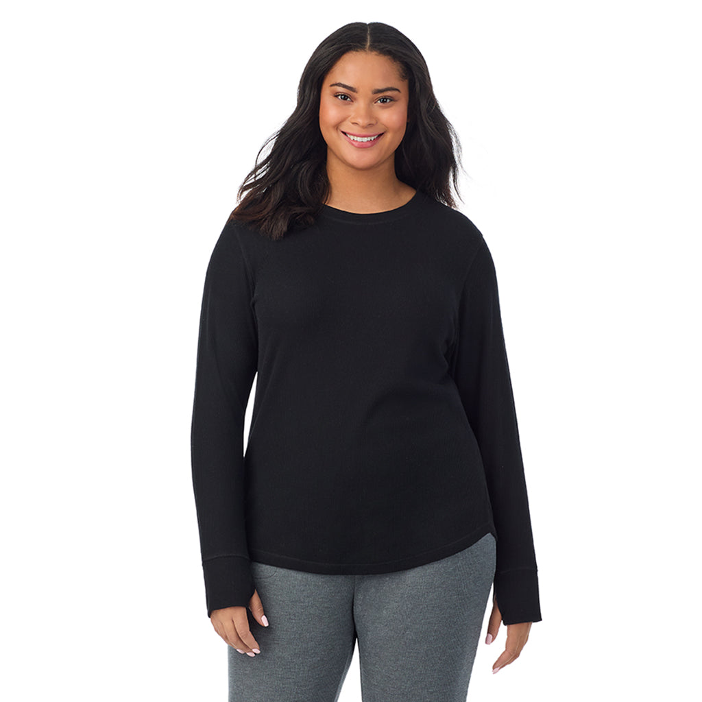 Black; Model is wearing size 1X. She is 5'11", Bust 36", Waist 36.5", Hips 47.5"@ A Lady is wearing Black Cozy Stretch Thermal Long Sleeve Crew PLUS