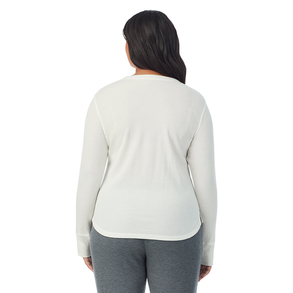 Ivory; Model is wearing size 1X. She is 5'11", Bust 36", Waist 36.5", Hips 47.5"@ A Lady is wearing Ivory Cozy Stretch Thermal Long Sleeve Crew PLUS