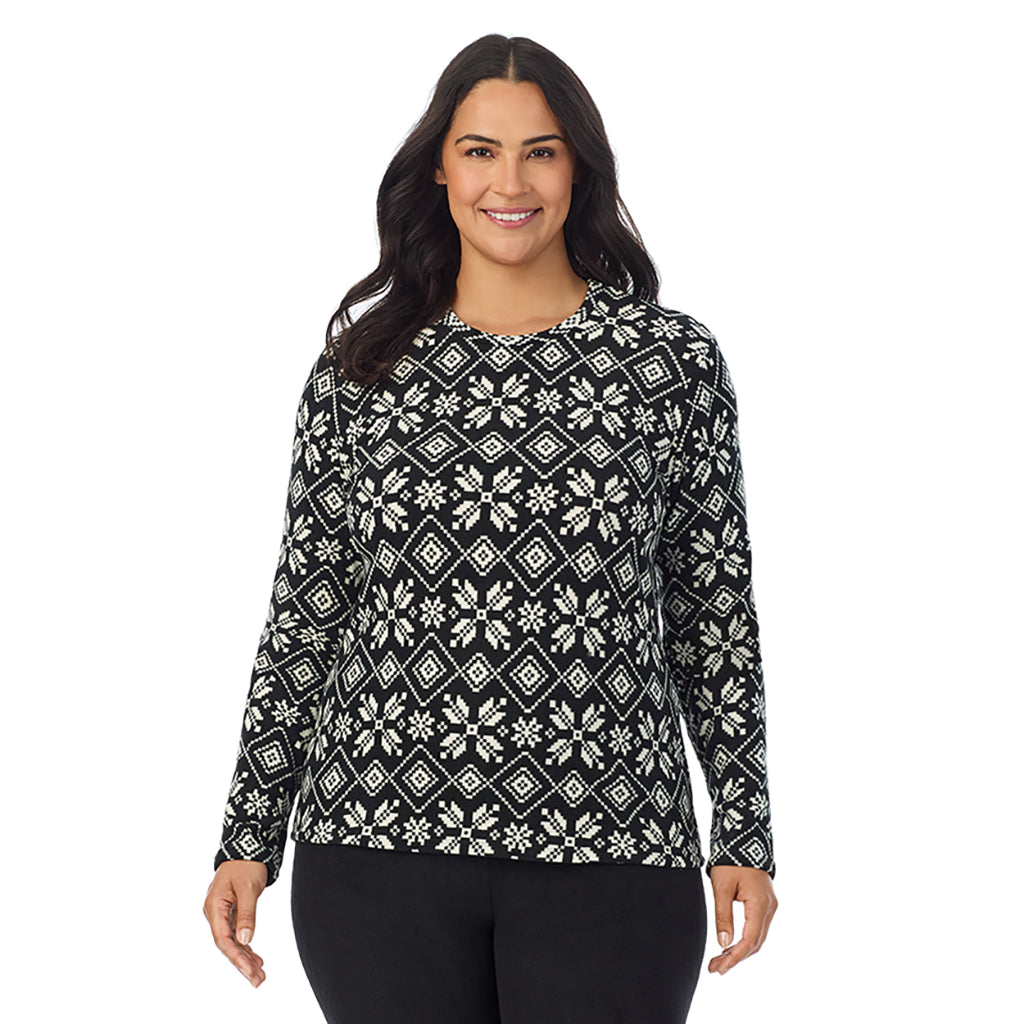 Black White Snowflake; Model is wearing size 1X. She is 5'10", Bust 40", Waist 33", Hips 47"@ A Lady is wearing Black White Snowflake Fleecewear With Stretch Long Sleeve Crew PLUS