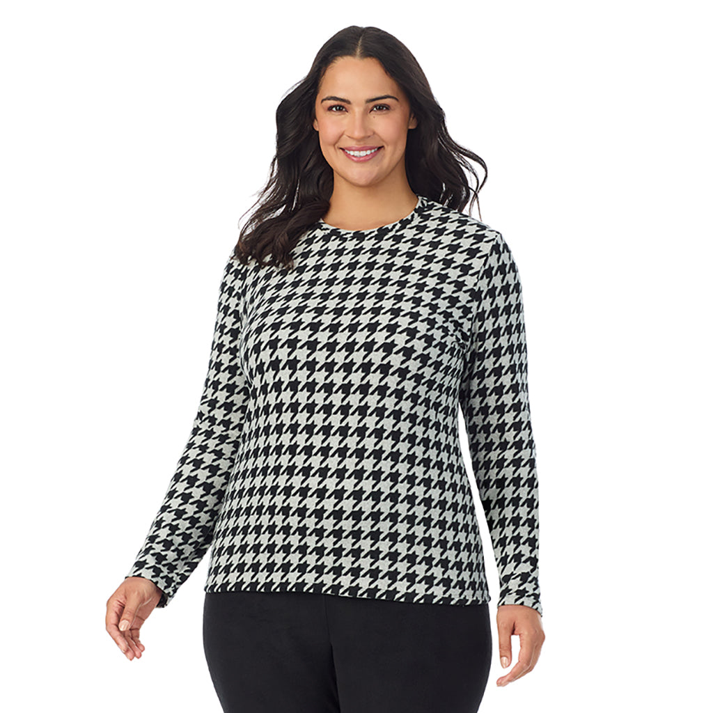 Lt Grey Heather Houndstooth; Model is wearing size 1X. She is 5'10", Bust 40", Waist 33", Hips 47"@ A Lady is wearing Lt Grey Heather Houndstooth Fleecewear With Stretch Long Sleeve Crew PLUS