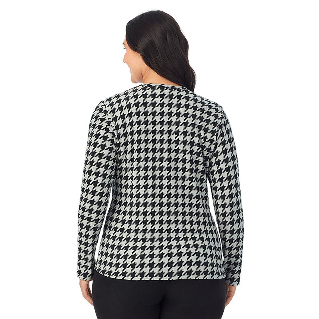 Lt Grey Heather Houndstooth; Model is wearing size 1X. She is 5'10", Bust 40", Waist 33", Hips 47"@ A Lady is wearing Lt Grey Heather Houndstooth Fleecewear With Stretch Long Sleeve Crew PLUS