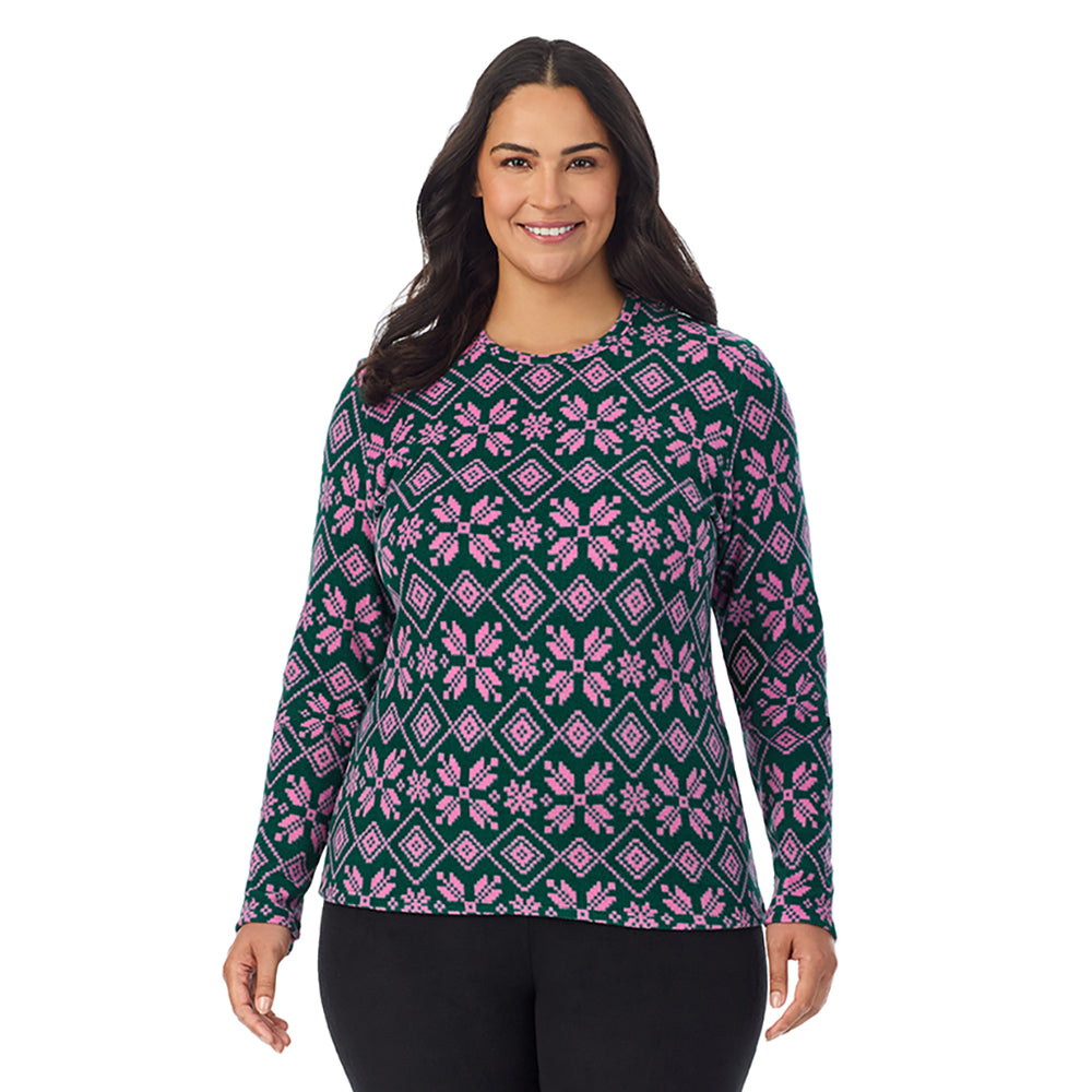 A Lady is wearing Evergreen Snowflake Fleecewear With Stretch Long Sleeve Crew PLUS
