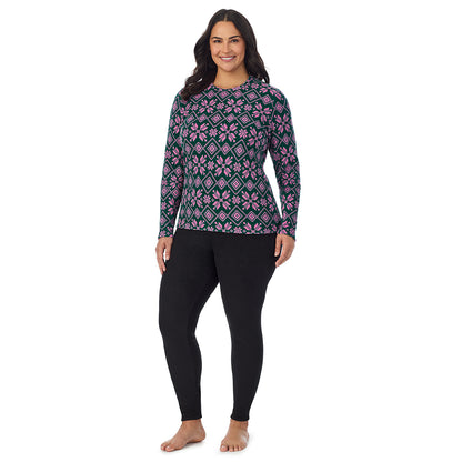 Evergreen Snowflake; Model is wearing size 1X. She is 5'10", Bust 40", Waist 33", Hips 47"@ A Lady is wearing Evergreen Snowflake Fleecewear With Stretch Long Sleeve Crew PLUS