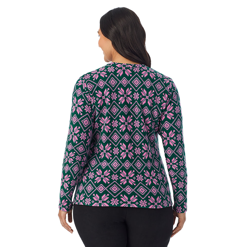 A Lady is wearing Evergreen Snowflake Fleecewear With Stretch Long Sleeve Crew PLUS
