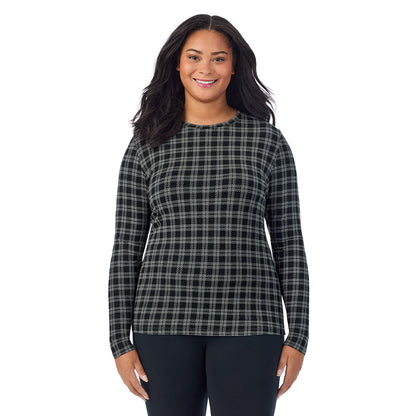 Charcoal/Black Plaid; Model is wearing size 1X. She is 5'11", Bust 36", Waist 36.5", Hips 47.5". @A lady wearing a charcoal/black plaid long sleeve crew plus.