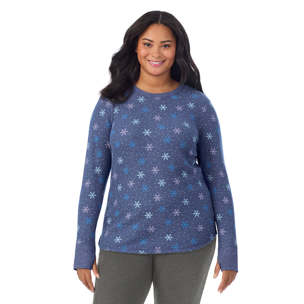 A Lady is wearing Cozy Stretch Thermal Long Sleeve Crew PLUS