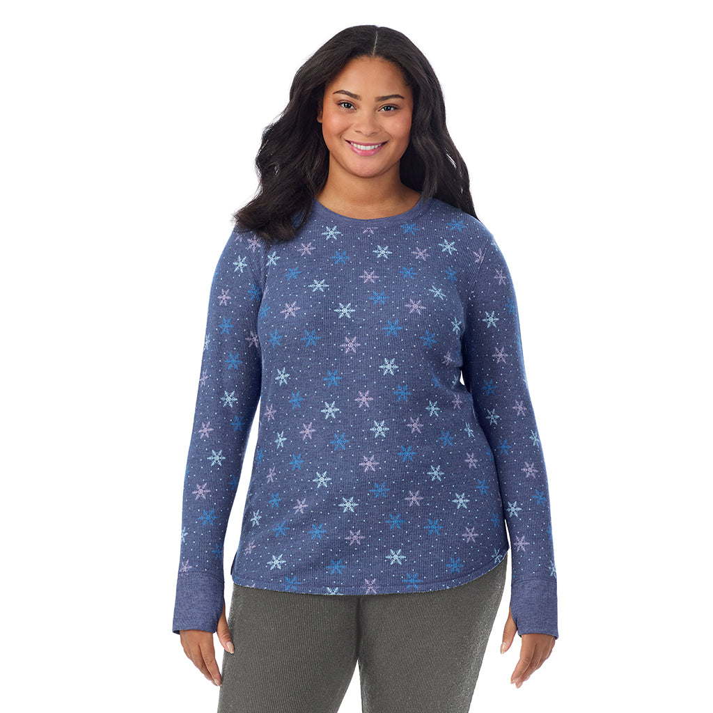  A Lady is wearing Cozy Stretch Thermal Long Sleeve Crew PLUS