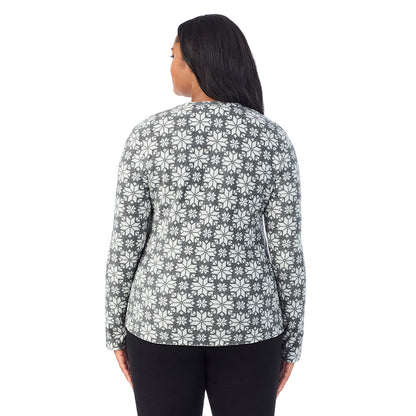 Charcoal Heather Nordic;Model is wearing size 1X. She is 5'11", Bust 36", Waist 36.5", Hips 47.5".@A lady wearing Charcoal Heather Nordic fleecewear with stretch long sleeve crew plus.