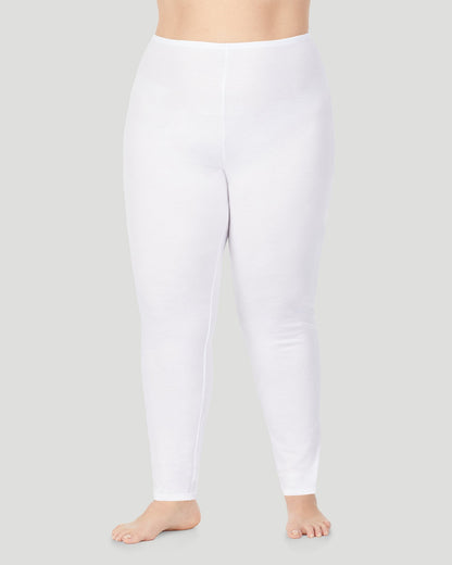 A lady wearing Softwear Legging PLUS in White  