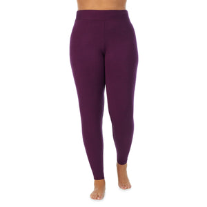 A lady wearing Ultra Cozy Legging PLUS