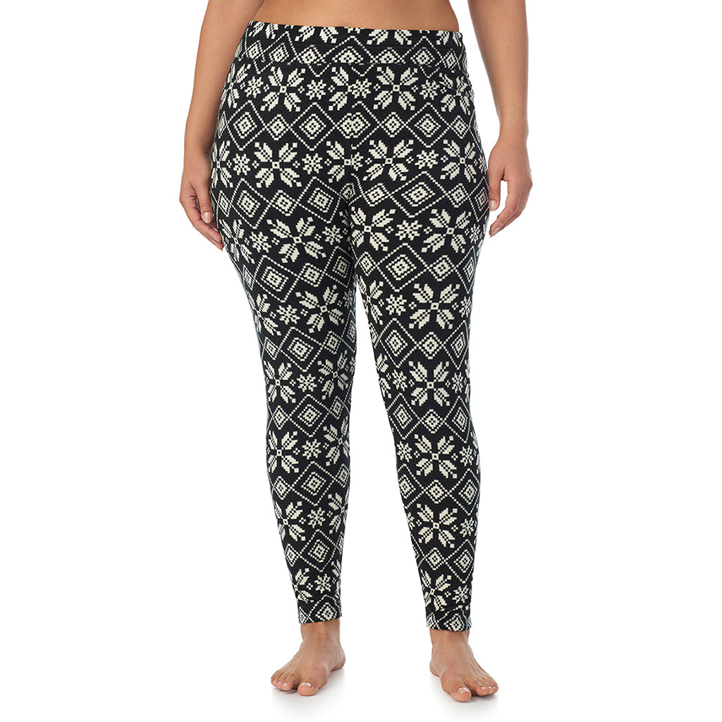 Black White Snowflake; Model is wearing size 1X. She is 5'10", Bust 40", Waist 33", Hips 47"@ A Lady is wearing Black White Snowflake Fleecewear With Stretch Legging PLUS !94% Recycled Polyester, 6% Spandex !