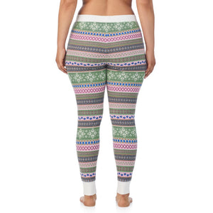  A Lady is wearing a Cozy Stretch Thermal Legging PLUS