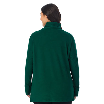 Evergreen; Model is wearing size 1X. She is 5'10", Bust 40", Waist 33", Hips 47"@ A Lady is wearing Evergreen Evergreen Fleecewear With Stretch Long Sleeve Tunic PLUS