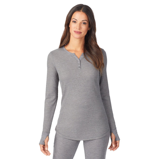 Stone Grey Heather;Model is wearing size S. She is 5’9”, Bust 32”, Waist 25”, Hips 35”.@A lady wearing stretch thermal long sleeve split v-neck.
