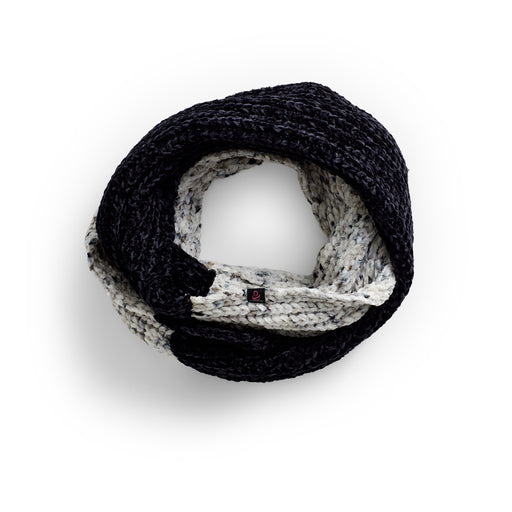 A chenille black infinity scarf
