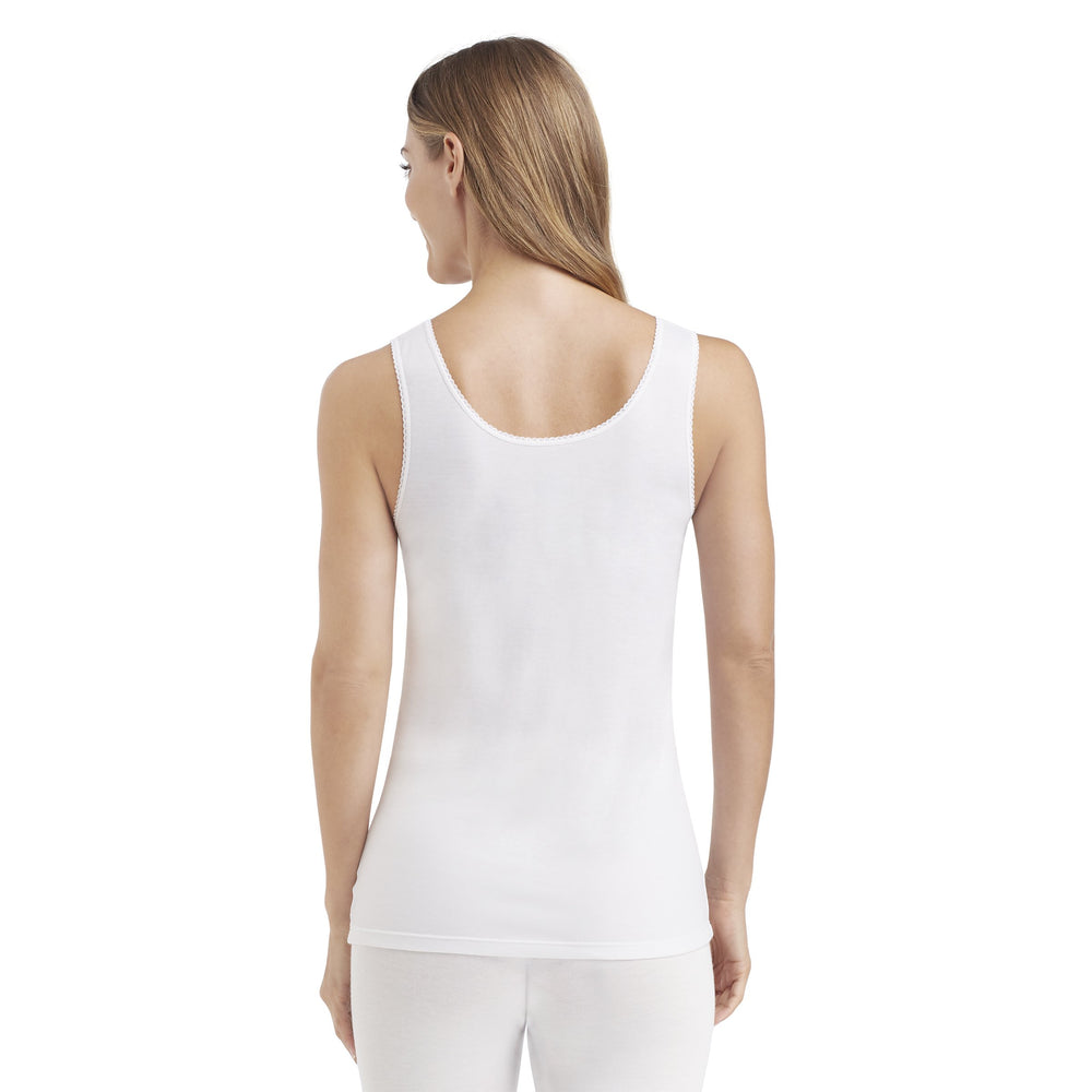 A lady wearing white softech venice lace detail cami.