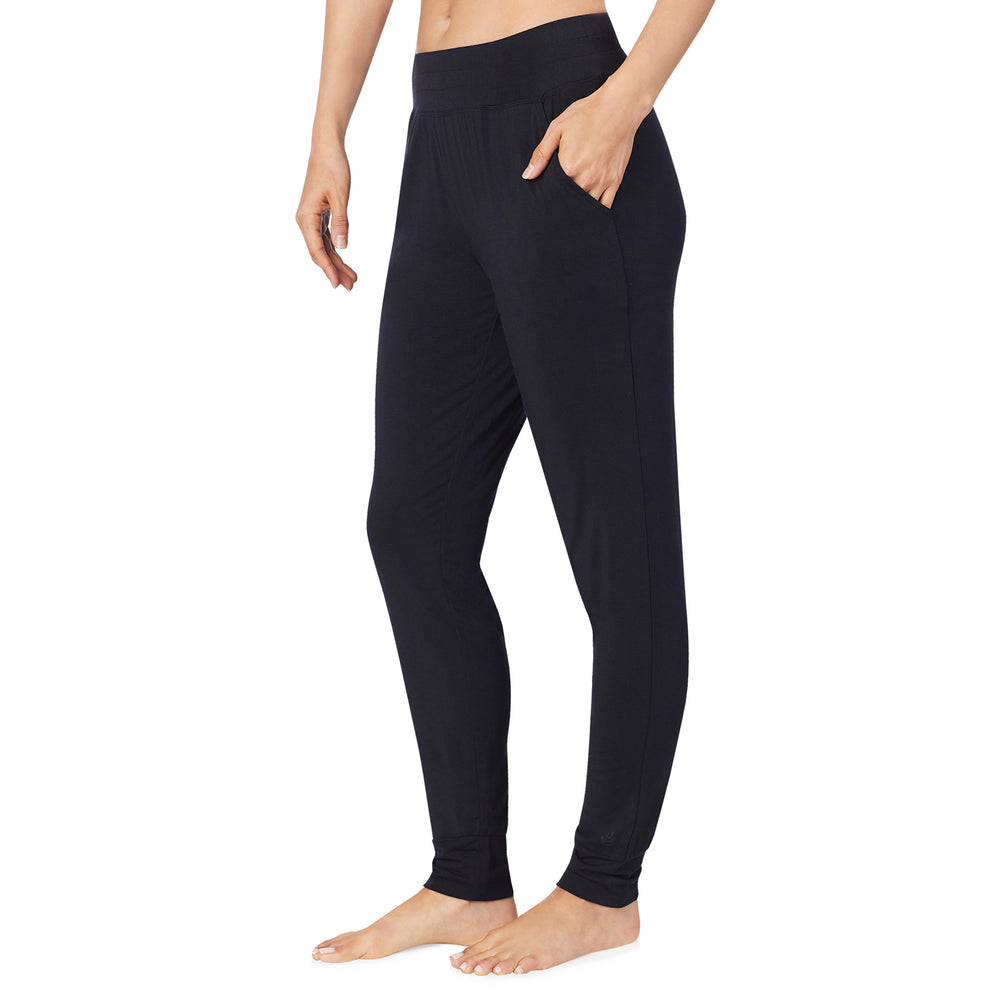 A lady wearing a black jogger.