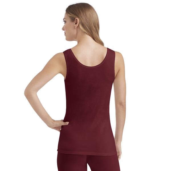 A lady wearing wine softech venice lace detail cami.