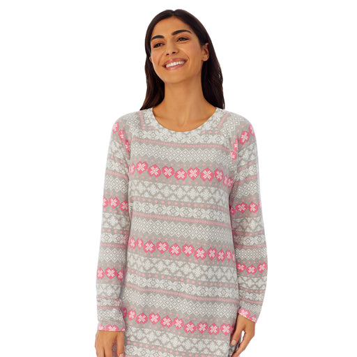  Grey Fairisle; Model is wearing size S. She is 5’7”, Bust 32”, Waist 25”, Hips 35”.@Upper body of A lady wearing grey long sleeve sleepshirt with white and pink fairisle print