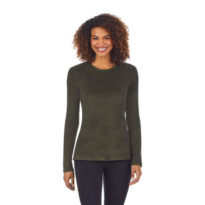 Hunter  Green;She is 5’10”, Bust 34”, Waist 26", Hips 38”.