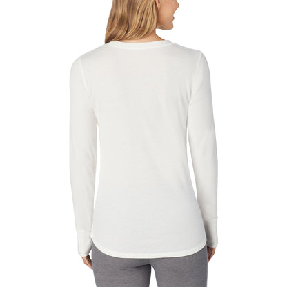  Ivory; Model is wearing size S. She is 5’9”, Bust 32”, Waist 25.5”, Hips 36”. @A lady wearing a ivory long sleeve crew.