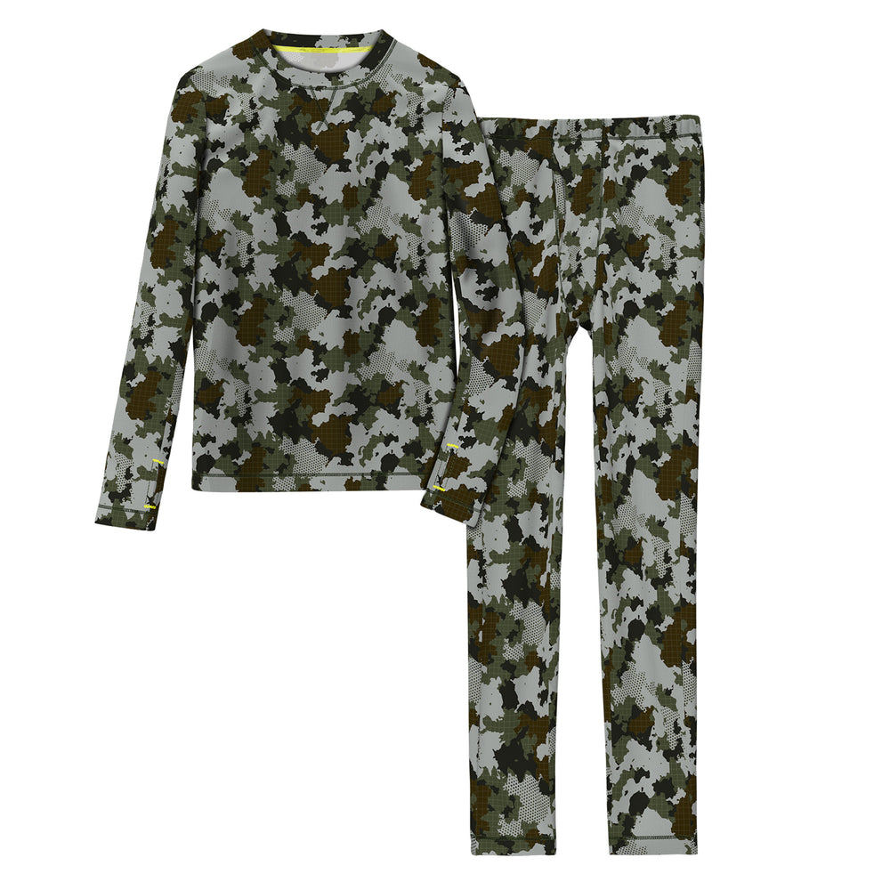 A green camo long sleeve crew t-shirt and pant set