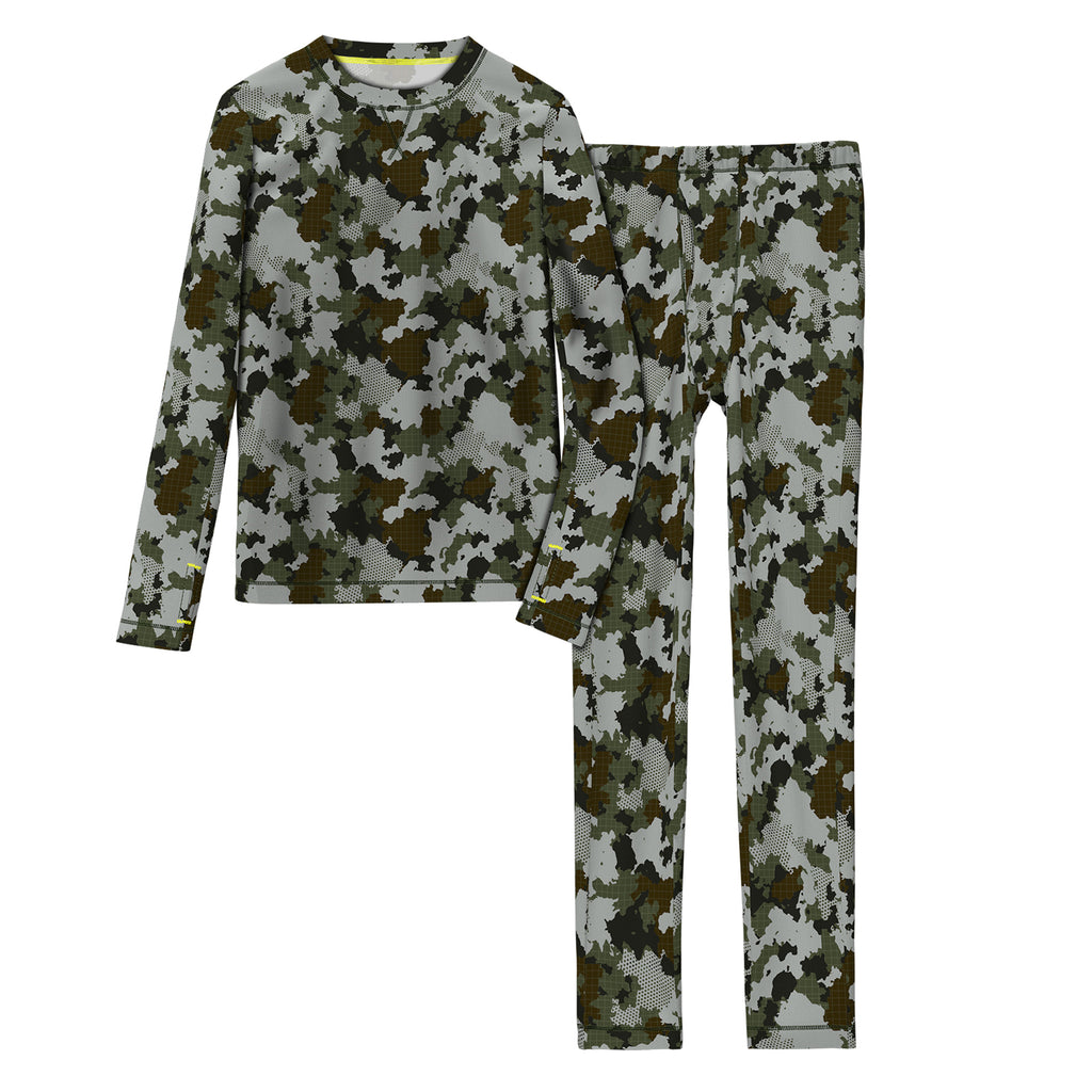 A green camo long sleeve crew t-shirt and pant set
