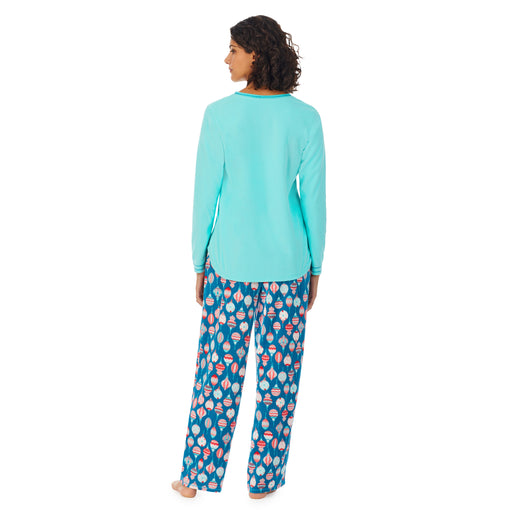 Cuddl Duds Women's 2-Pc. Fleece Long-Sleeve Printed Pajamas Set